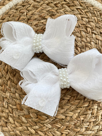 Amanda pearl Lace Bow