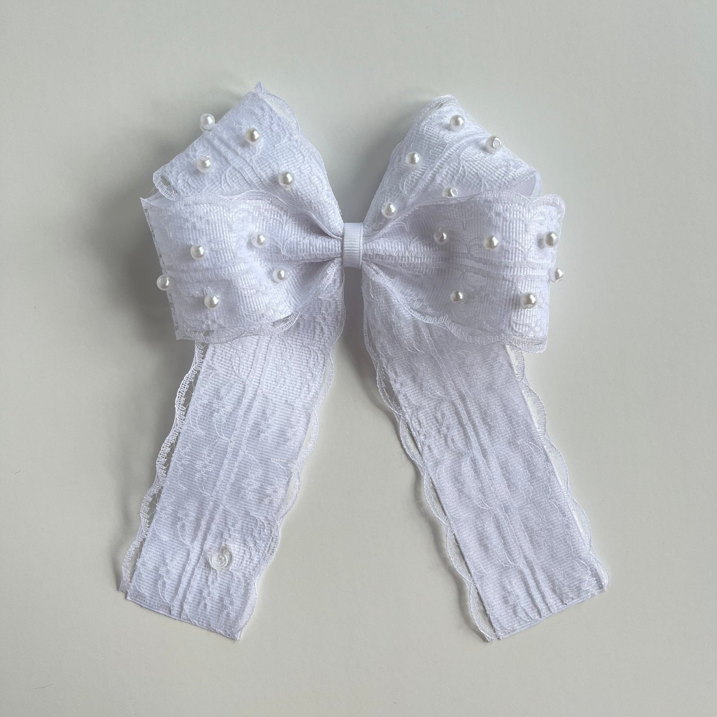 Lace Maddie Bow