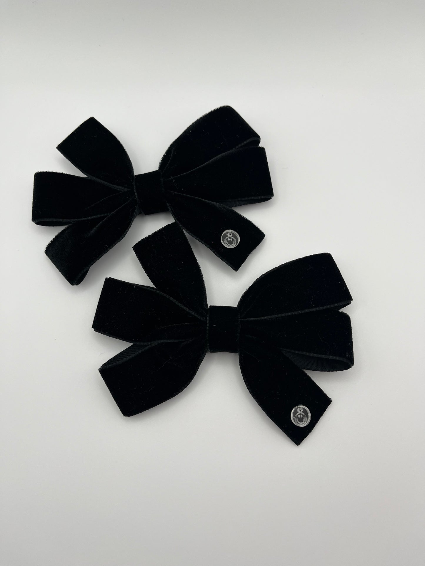 Camila velvet bow